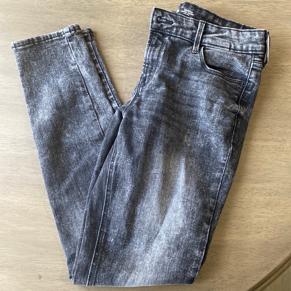 Women’s Black Low Rise Super Skinny Jeans